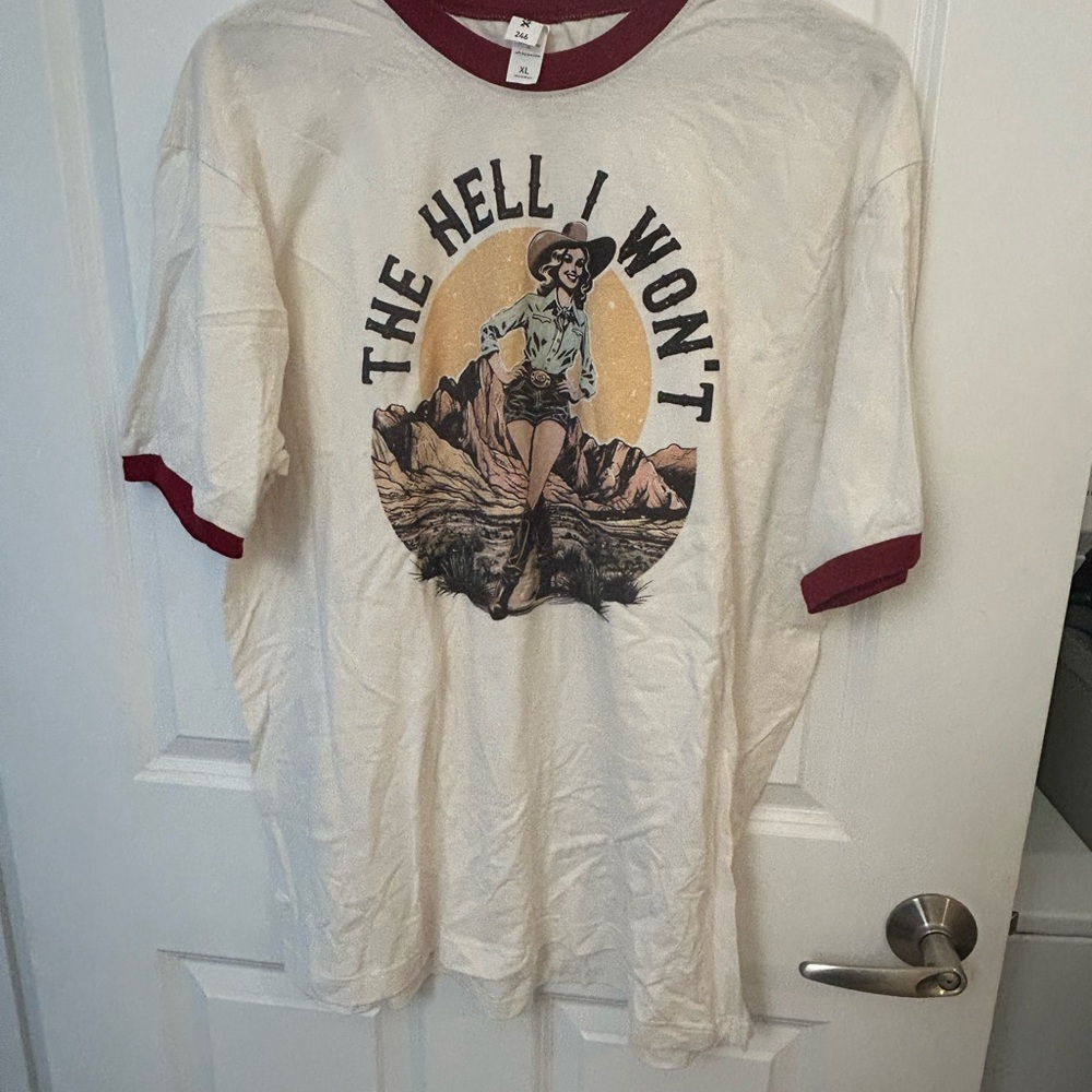 UNIQUE VINTAGE "THE HELL I WON'T" TSHIRT XL